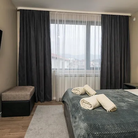 Appartement 4 *