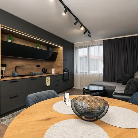 4 Apartment