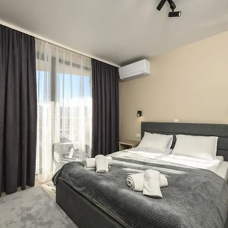 Appartement 4 *